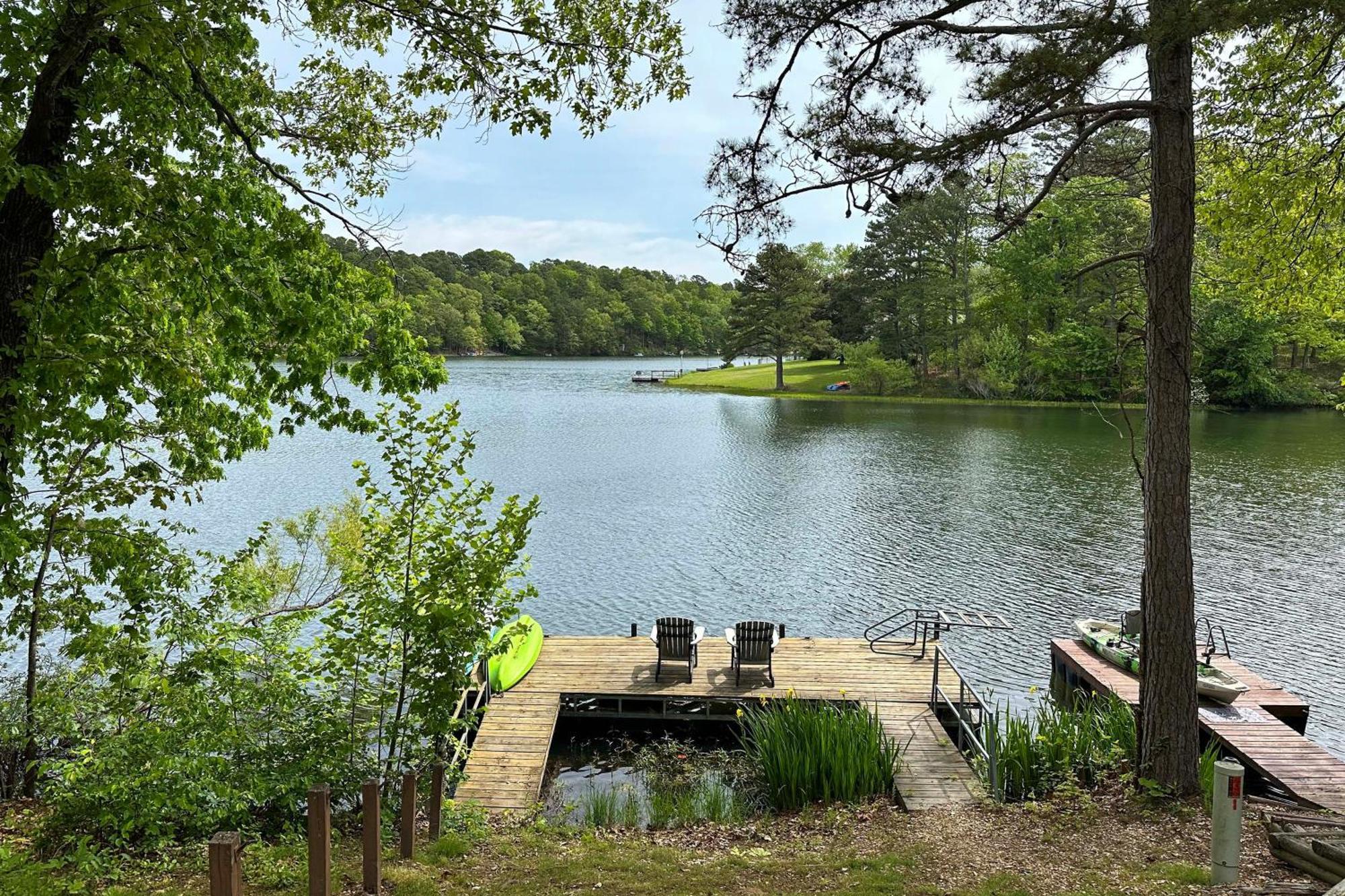 Bella Vista Renovated Lakefront Escape With Private Dock And Deck! מראה חיצוני תמונה