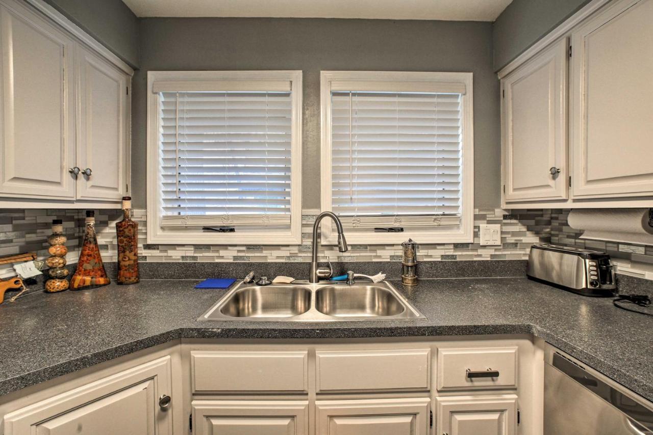 Bella Vista Renovated Lakefront Escape With Private Dock And Deck! מראה חיצוני תמונה